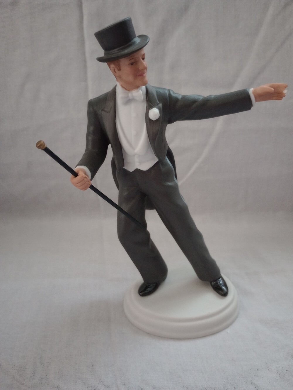 Avon 1984 Images Of Hollywood Fred Astaire As Josh Barkley Figurine